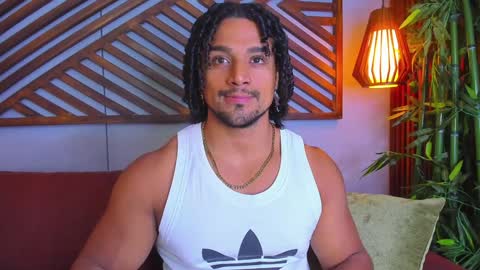 Snapshot of mike_estevess chatting on January 25, 6:23 am online show from January 25, 6:23 am