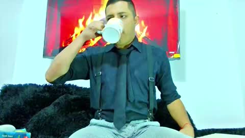 Snapshot of mike_fetiche chatting on November 15, 3:48 am mike_fetiche online show from November 15, 3:48 am