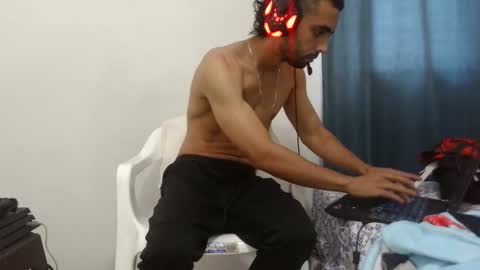 mike_leonrey22 online show from November 15, 7:21 pm