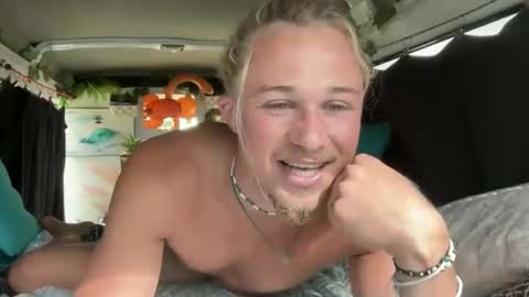 Mike online show from October 25, 3:14 am