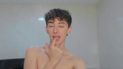 Mikebelf4 online show from November 22, 12:31 am