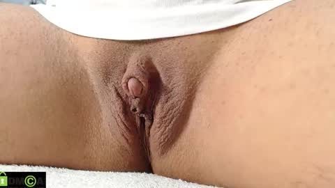 Mikell Williams online show from November 6, 3:18 am