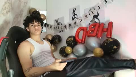 mikey_banji online show from November 30, 8:35 pm