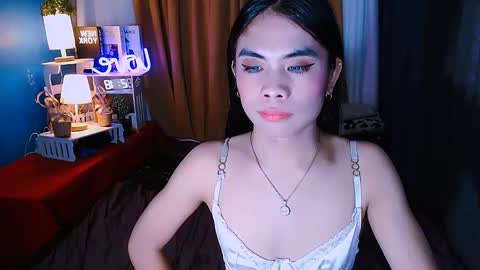 Snapshot of mikhaylaanderson chatting on January 10, 6:31 am Mikhayla online show from January 10, 6:31 am