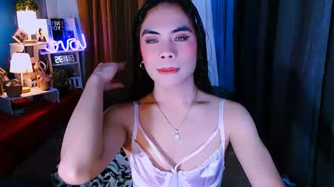 Snapshot of mikhaylaanderson chatting on January 24, 7:30 am Mikhayla online show from January 24, 7:30 am