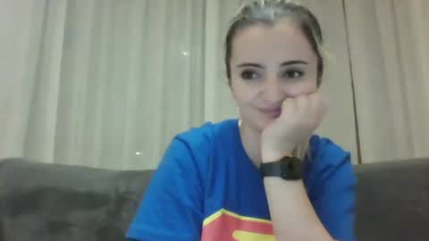 miki234809581 online show from November 10, 8:08 pm