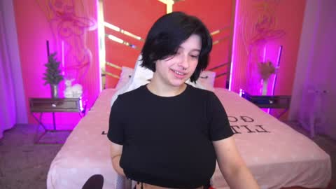 Miki online show from January 21, 7:50 pm