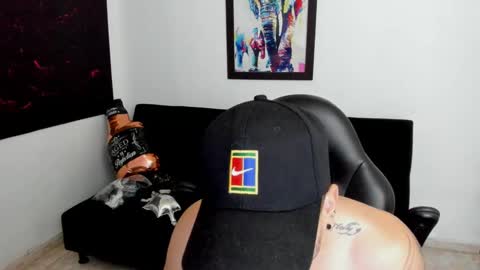 Snapshot of mikke_love chatting on September 18, 2:08 pm MIKKE online show from September 18, 2:08 pm