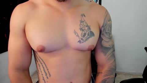 Snapshot of mikke_love chatting on October 21, 2:40 pm MIKKE online show from October 21, 2:40 pm