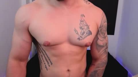 Snapshot of mikke_love chatting on November 11, 2:50 pm MIKKE online show from November 11, 2:50 pm