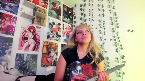   miku katsuragi  online show from December 5, 6:32 am