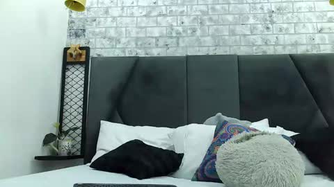 mila_adamss online show from January 10, 10:50 am