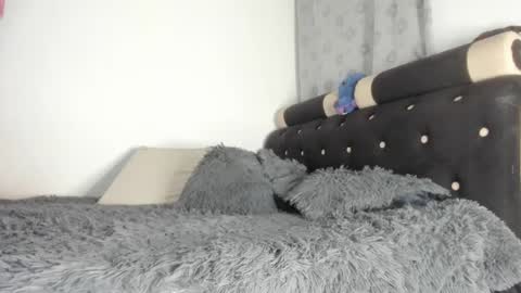 Snapshot of mila_dash chatting on December 29, 1:34 am Mila Dash online show from December 29, 1:34 am