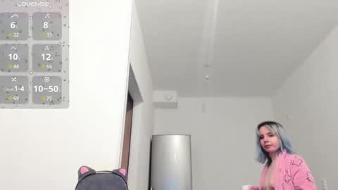 mila_good online show from March 8, 6:37 pm