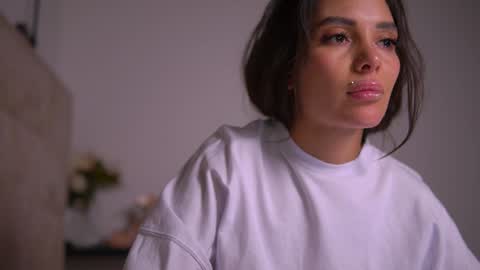 Snapshot of mila_may_ chatting on December 20, 2:52 am mila may online show from December 20, 2:52 am