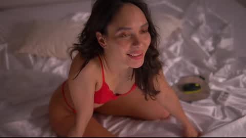 Snapshot of mila_may_ chatting on March 1, 4:33 pm mila may online show from March 1, 4:33 pm