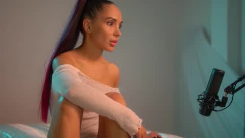 Snapshot of mila_may_ chatting on September 21, 3:46 pm mila may online show from September 21, 3:46 pm