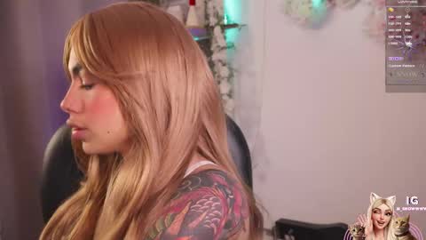 Snapshot of mila_snoow chatting on November 24, 6:40 pm M I L A online show from November 24, 6:40 pm