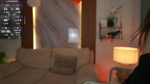 milacrave online show from October 25, 11:40 am