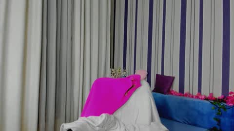 MilanaAlvis online show from November 8, 2:06 pm