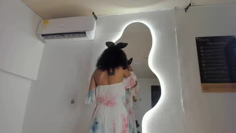 milanx2 online show from December 29, 8:58 pm