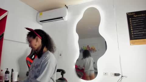 milanx2 online show from January 5, 12:09 am