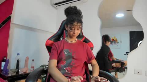 milanx2 online show from January 19, 11:53 pm