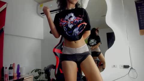 milanx2 online show from January 22, 10:26 pm