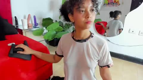 milanx2 online show from March 1, 3:21 am