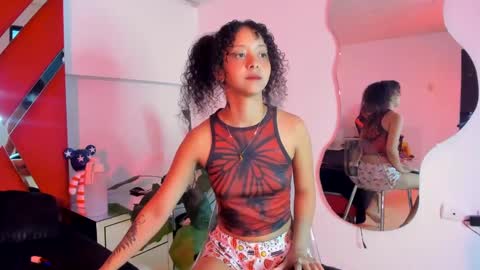 milanx2 online show from September 29, 10:03 pm