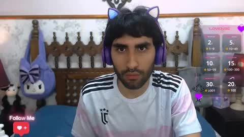 Snapshot of milanzaire chatting on March 5, 2:57 am milanzaire online show from March 5, 2:57 am