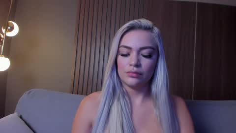 Sexy Mila  online show from January 22, 3:07 pm