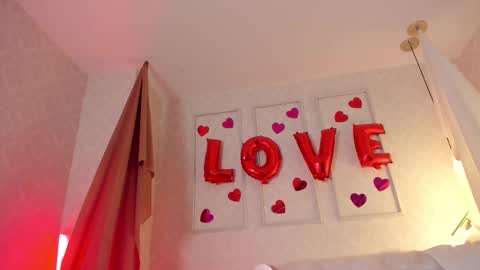 Sexy Mila  online show from February 14, 5:57 pm