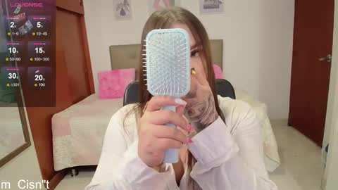 Snapshot of miley_baker chatting on January 7, 1:24 pm Miley online show from January 7, 1:24 pm