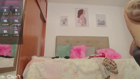 Snapshot of miley_baker chatting on January 11, 4:25 pm Miley online show from January 11, 4:25 pm