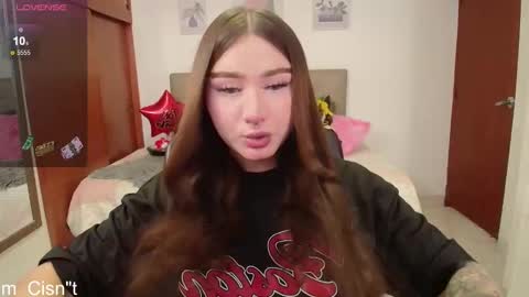 Snapshot of miley_baker chatting on January 21, 1:43 pm Miley online show from January 21, 1:43 pm