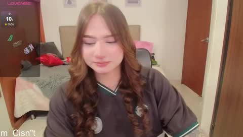 Snapshot of miley_baker chatting on January 27, 1:41 pm Miley online show from January 27, 1:41 pm