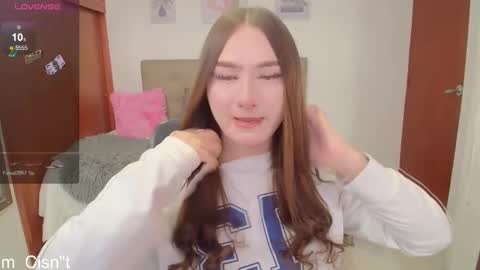 Snapshot of miley_baker chatting on February 12, 2:21 pm Miley online show from February 12, 2:21 pm