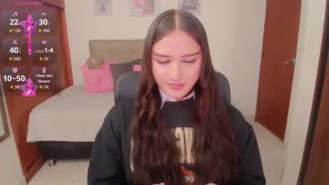 Snapshot of miley_baker chatting on October 14, 3:13 pm Miley online show from October 14, 3:13 pm