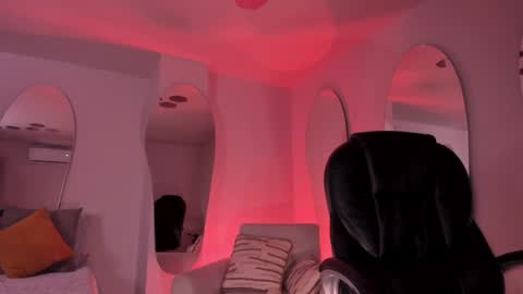 Snapshot of mileycruz_ chatting on January 27, 8:07 am Miley Cruz IG miley model23 online show from January 27, 8:07 am