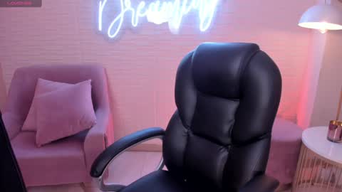 Snapshot of mileycruz_ chatting on January 28, 4:39 am Miley Cruz IG miley model23 online show from January 28, 4:39 am