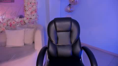 Snapshot of mileycruz_ chatting on March 8, 2:01 am Miley Cruz IG miley model23 online show from March 8, 2:01 am