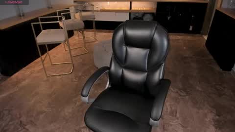 Snapshot of mileycruz_ chatting on September 14, 10:58 am Miley Cruz IG miley model23 online show from September 14, 10:58 am