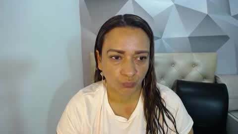 milf_hugeboobs online show from November 14, 10:47 am