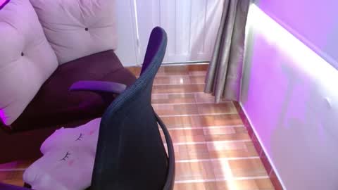 Rosalie  online show from February 13, 3:56 pm