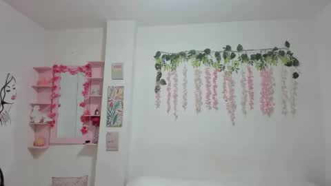 mili_fit11 online show from September 22, 2:52 pm