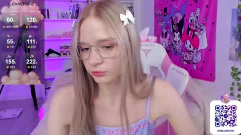 Snapshot of miliameow chatting on February 11, 3:29 am Milia online show from February 11, 3:29 am