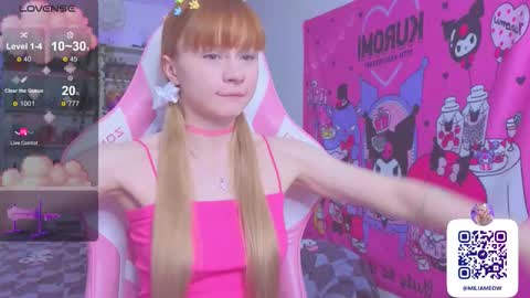 Snapshot of miliameow chatting on September 11, 8:09 pm Milia online show from September 11, 8:09 pm