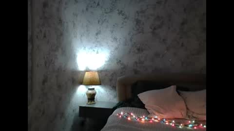 milissasii online show from February 18, 5:10 pm