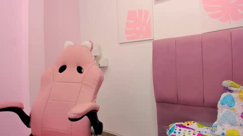 milk_zafira online show from November 16, 1:55 am